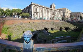Casa Vacanze Sicily Wonderful Piazza Stesicoro